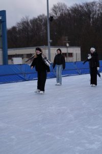 R7V02984